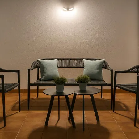 Вилла Full Private 180sqm - Terrace Jacuzzi - 200m & Sea View