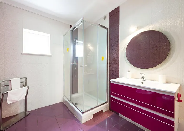 Villa Full Private 180sqm - Terrace Jacuzzi - 200m & Sea View *