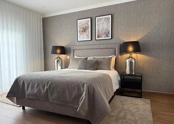 Full Private 180sqm - Terrace Jacuzzi - 200m & Sea View Villa