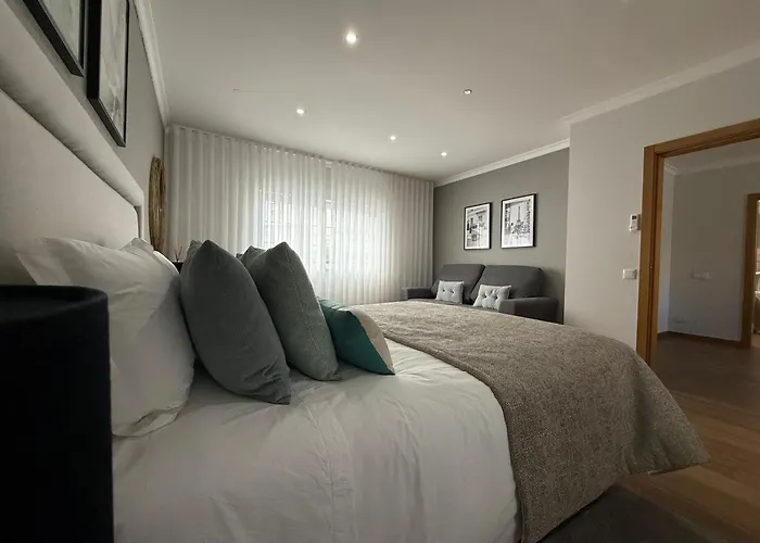 Villa Full Private 180sqm - Terrace Jacuzzi - 200m & Sea View Albufeira