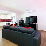 Full Private 180sqm - Terrace Jacuzzi - 200m & Sea View فيلة
