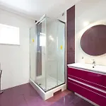 فيلة Full Private 180sqm - Terrace Jacuzzi - 200m & Sea View *